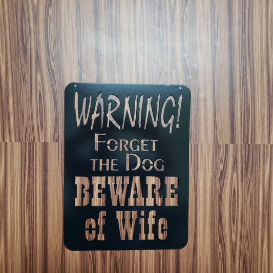 Warning Forget the Dog Beware of Wife Metal Sign – Funny Wall Decor for Home, Garage, or Man Cave